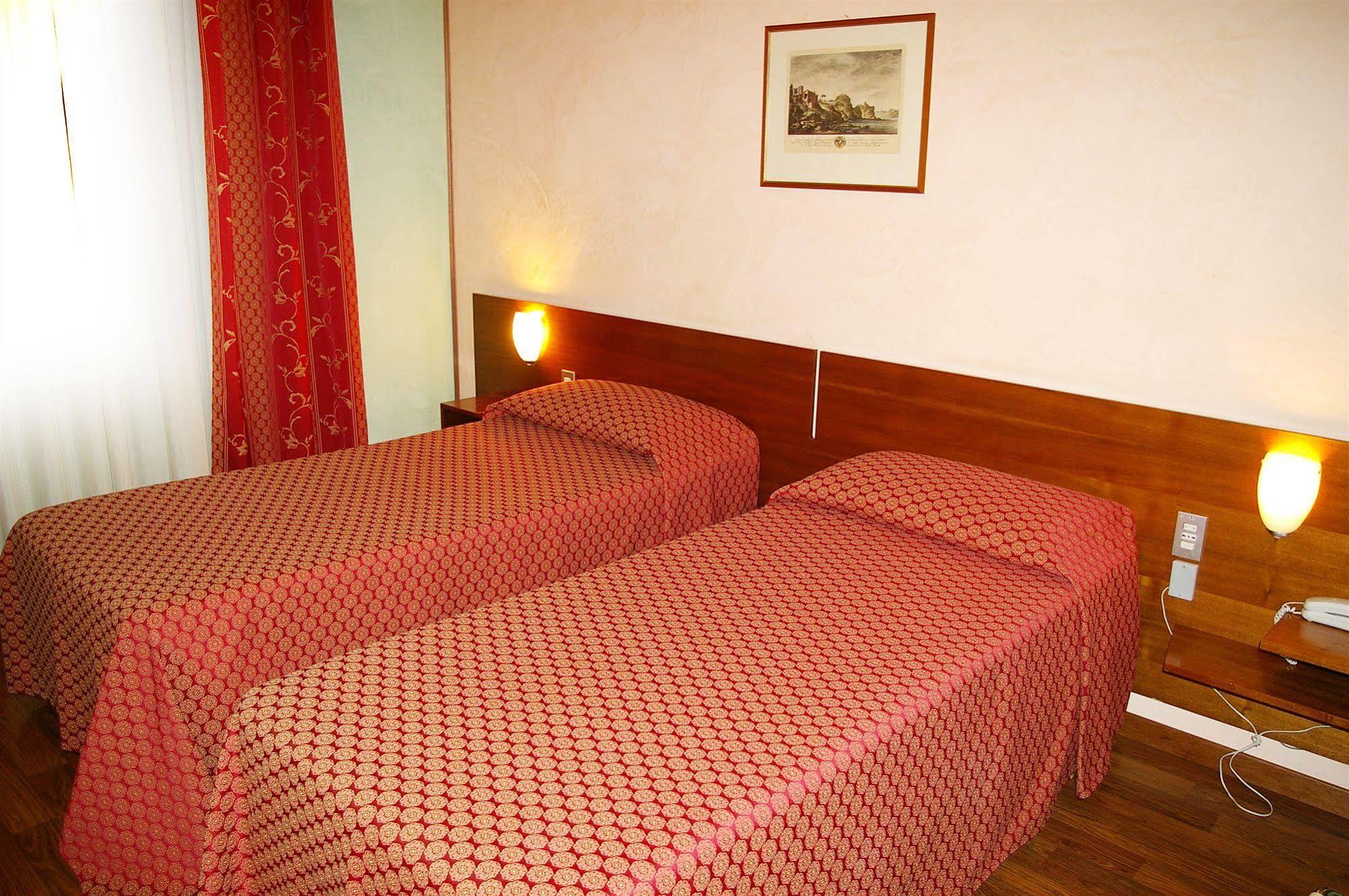 Hotel Salieri Legnago Exterior foto