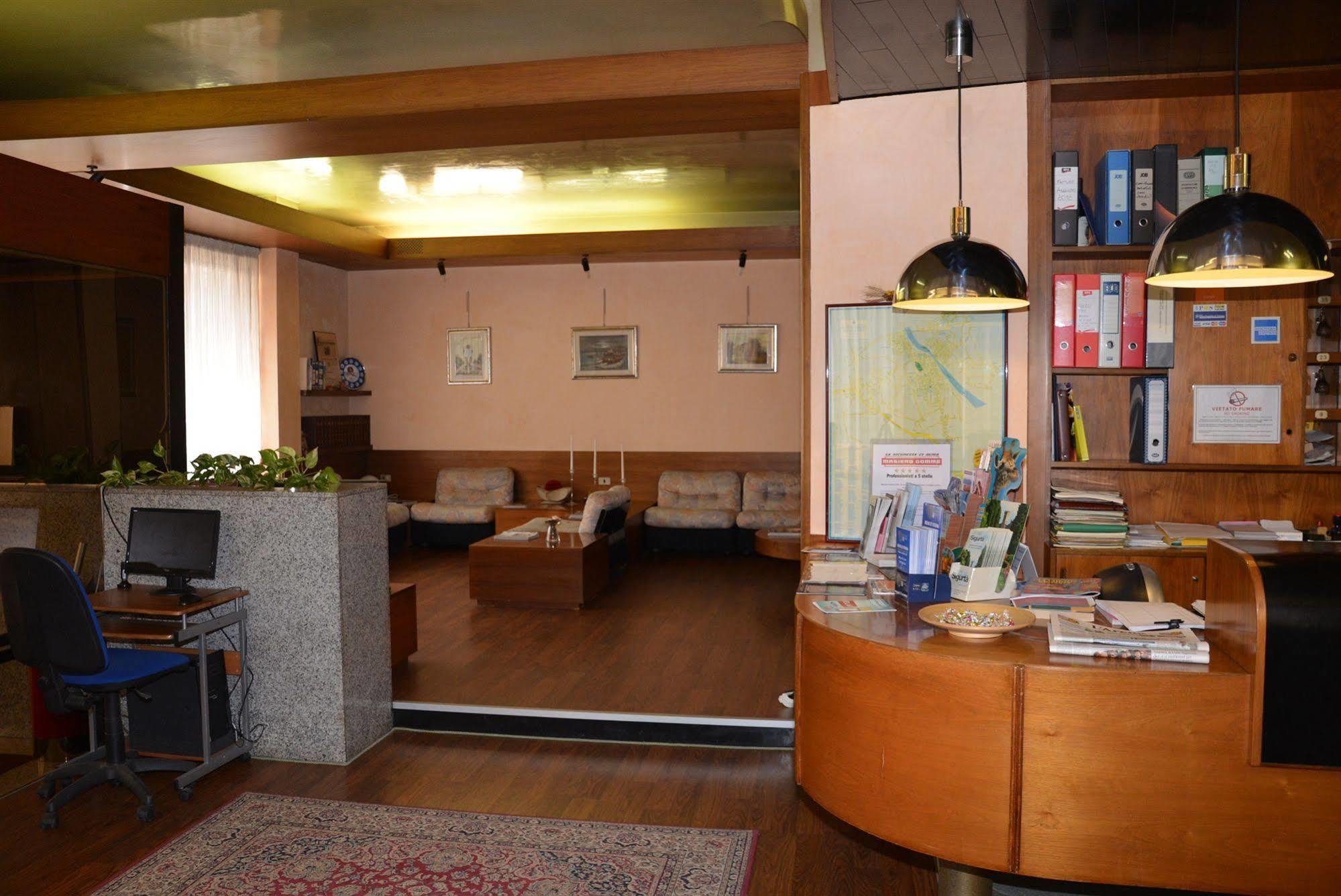 Hotel Salieri Legnago Exterior foto